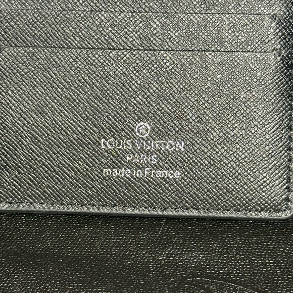Used Louis Vuitton wallet - Picture 2 of 4